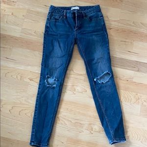 Free People Size 25 skinny ripped jeans